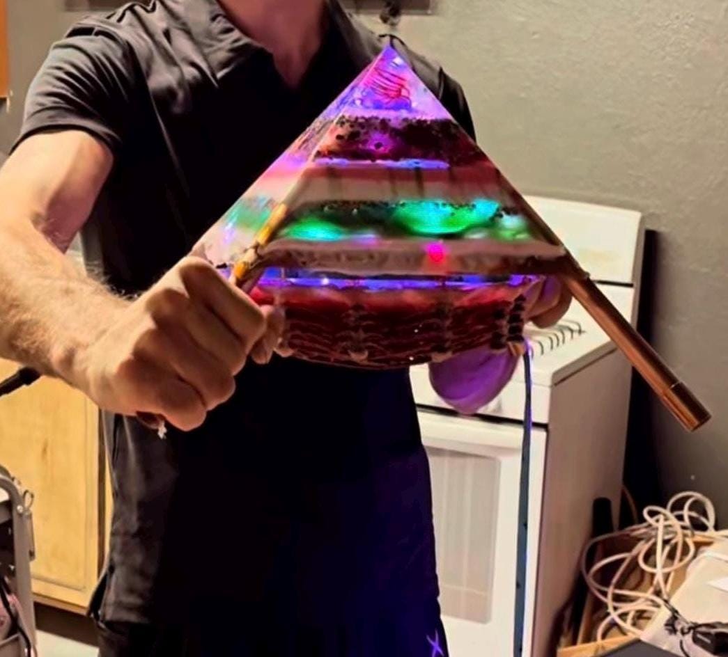 12p 7-Inch Starship Magnetic Field Coil Topper – Lifeforce Regenerator, Quantum Healing Copper Pyramid with Amplifier & Travel Case”