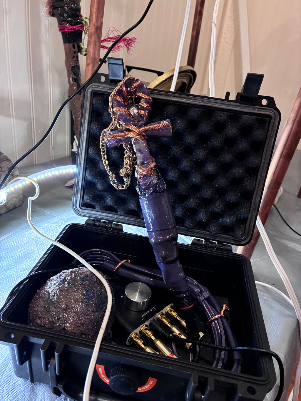 Quantum Violet Ankh – Living 600 Watt PEMF Rife Generator with 7-Foot PEMF Field