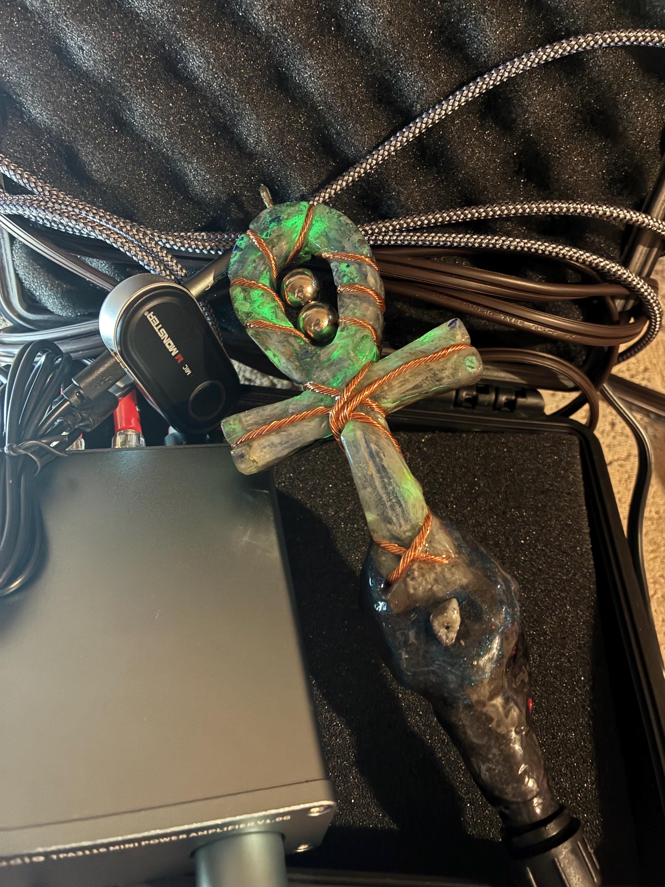 8.5ft field (Blue kyanite orgone rife machine generator dark Knight edition full kit 36watt amplifier & magnetic sphere