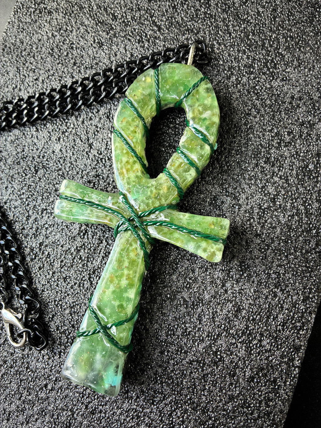 Quantum Jump Ankh Generator — Emerald Knight Royal Edition | Tensor Rodin Coil Engine | Timeline Accessor | Piezoelectric Conductive Matrix | 5G Field Shield (IN STOCK ready to ship)