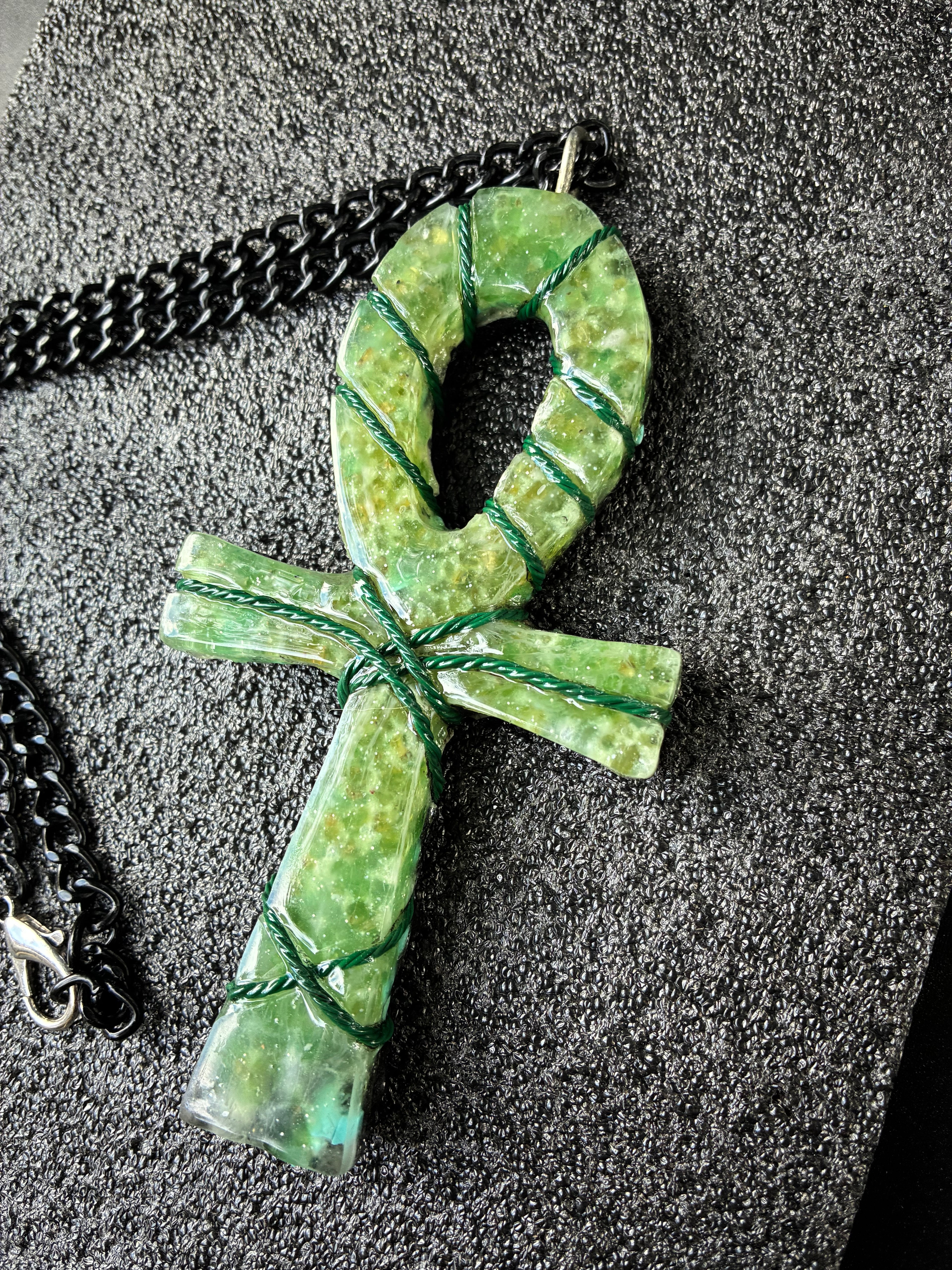 Quantum Jump Ankh Generator — Emerald Knight Royal Edition | Tensor Rodin Coil Engine | Timeline Accessor | Piezoelectric Conductive Matrix | 5G Field Shield (IN STOCK ready to ship)