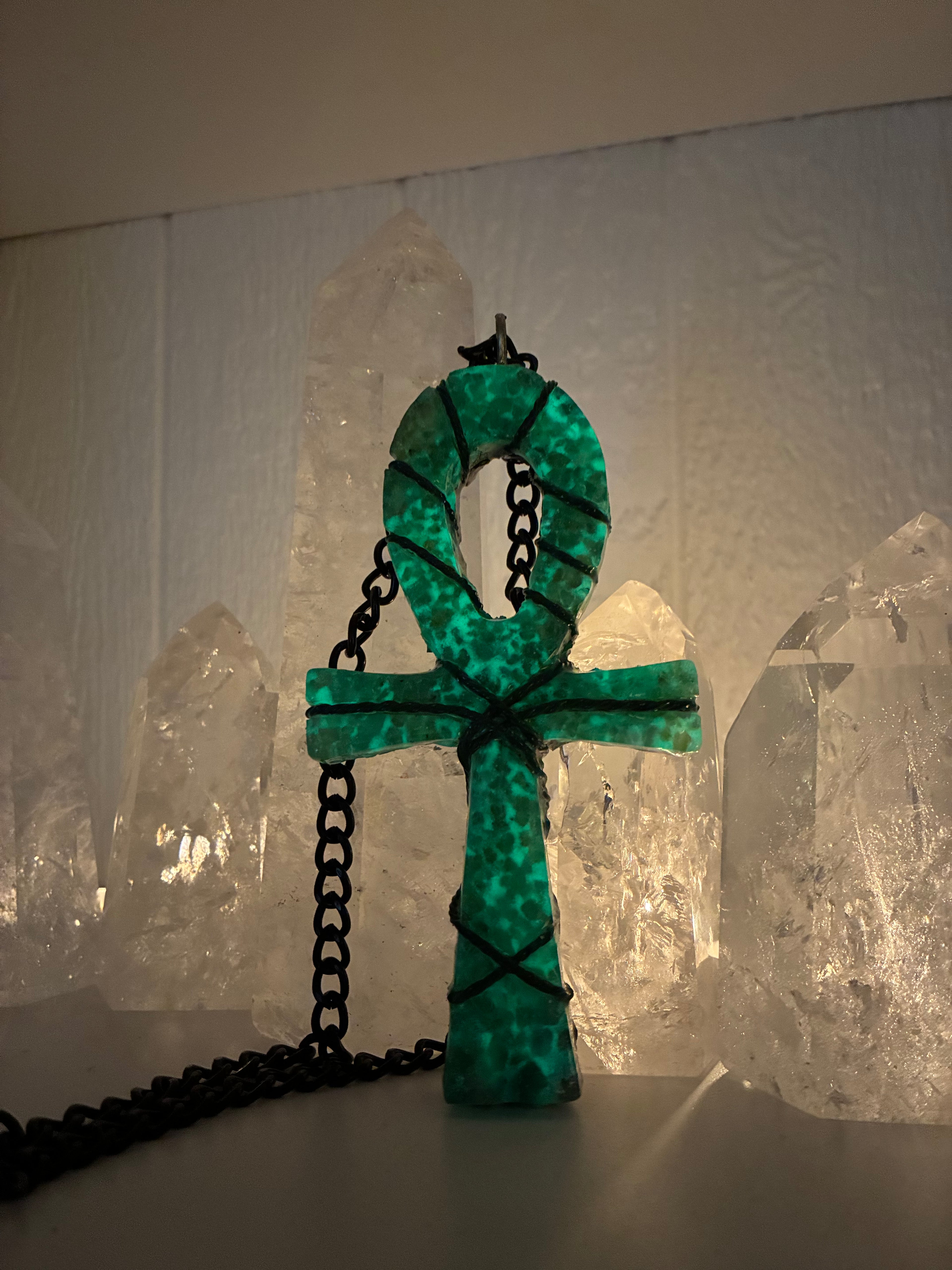 Quantum Jump Ankh Generator — Emerald Knight Royal Edition | Tensor Rodin Coil Engine | Timeline Accessor | Piezoelectric Conductive Matrix | 5G Field Shield (IN STOCK ready to ship)