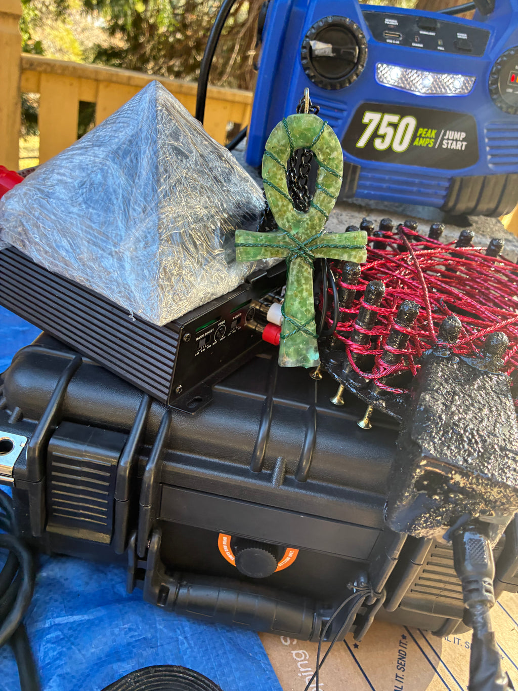 AUTO PORTABLE EDITION — SHUNGITE ENERGY MATRIX HARMONIZER (750A POWER SOURCE) 7 INCHEMERALD ANKH — 5G DARK KNIGHT PYRAMID EDITIONHIGH-FREQUENCY BIOFIELD AMPLIFIER • ZERO-POINT ENERGY ARCHITECTURE Ships JAN 1st