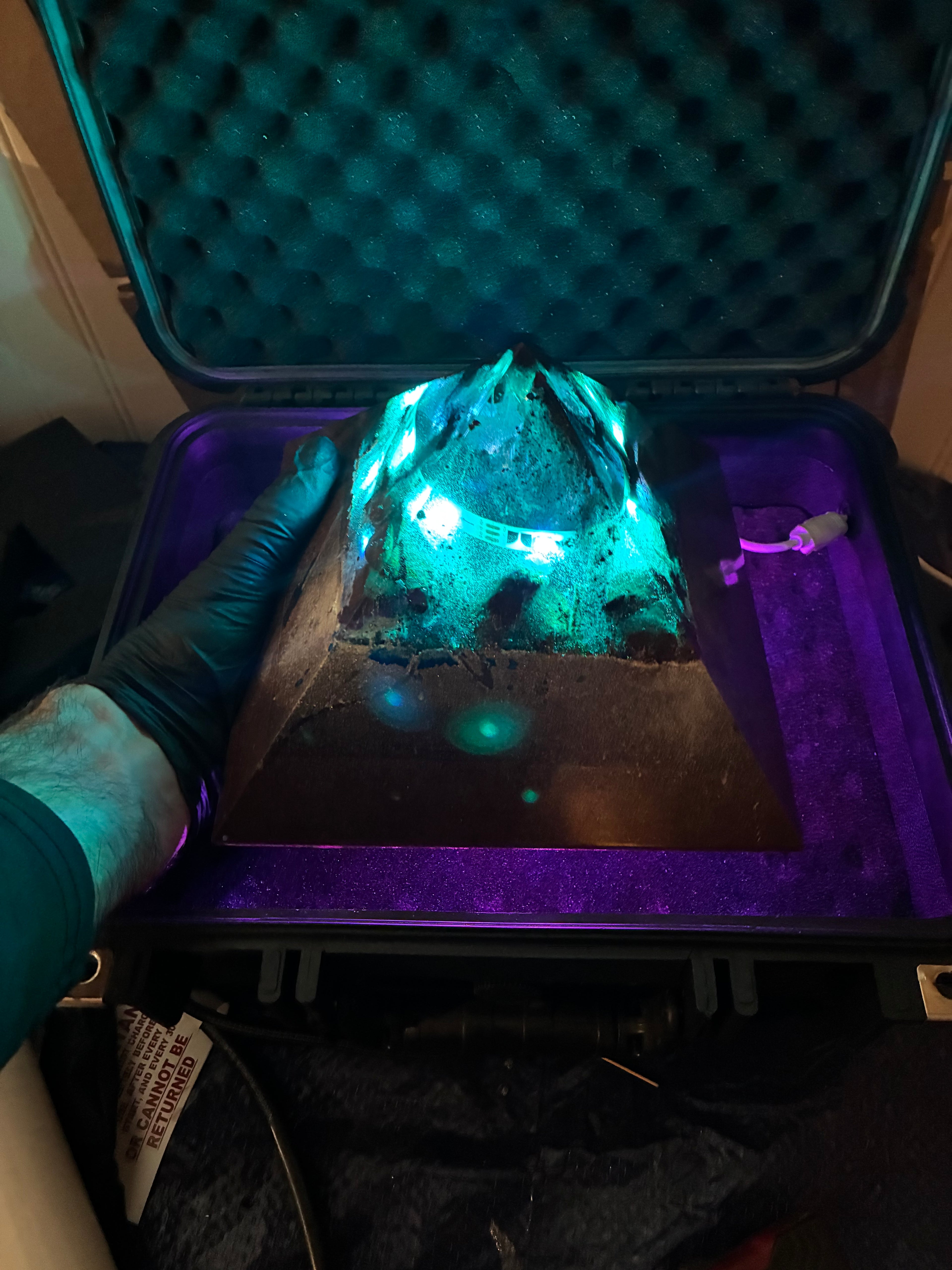 7x8 Inch 5lb Sedona Giza Pyramid w/ Colombian Quartz, Iron Quartz, Shungite, Magnetite, Underglow Magnetic Core Lighting, 5G Protection, Night Stand Edition & Travel Case